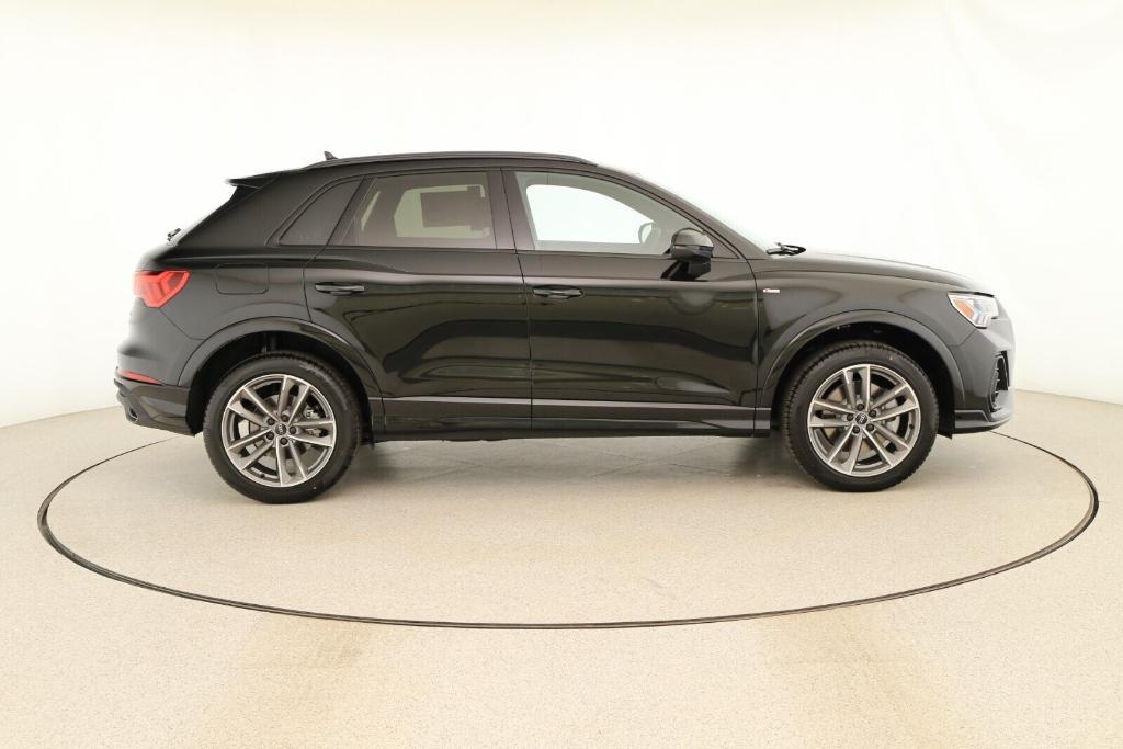 new 2025 Audi Q3 car, priced at $45,785