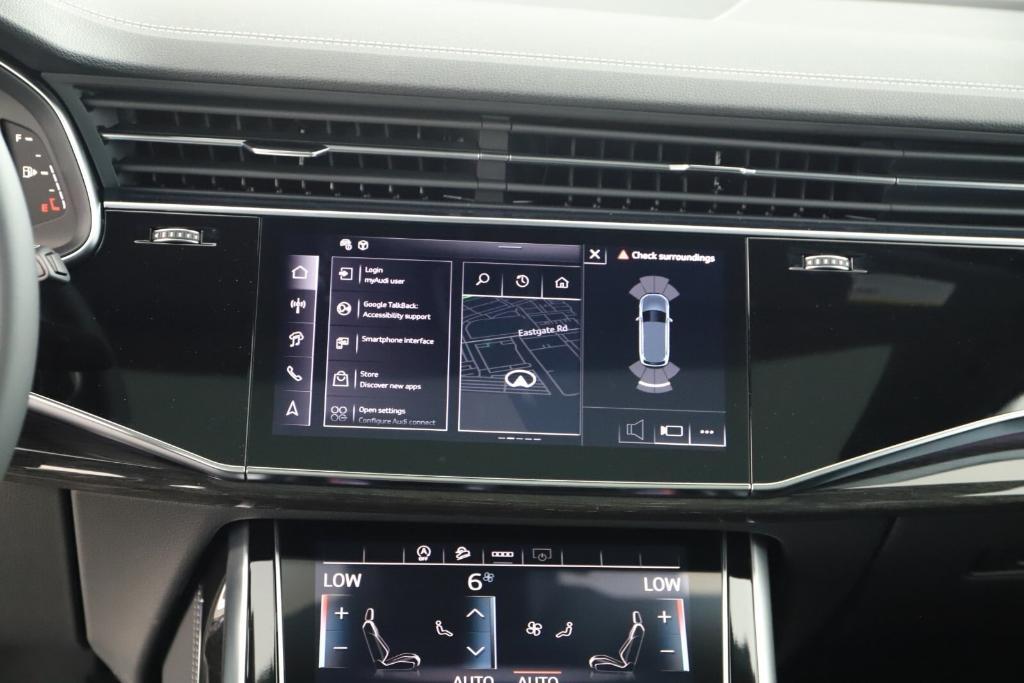 new 2025 Audi Q7 car, priced at $76,300