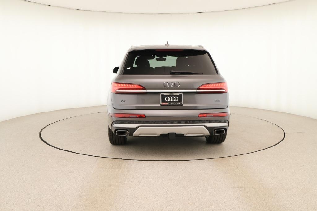 new 2025 Audi Q7 car, priced at $76,300