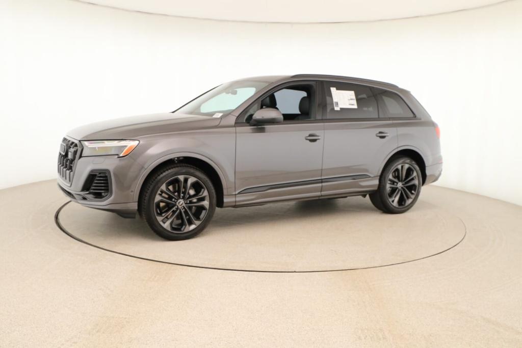 new 2025 Audi Q7 car, priced at $77,460