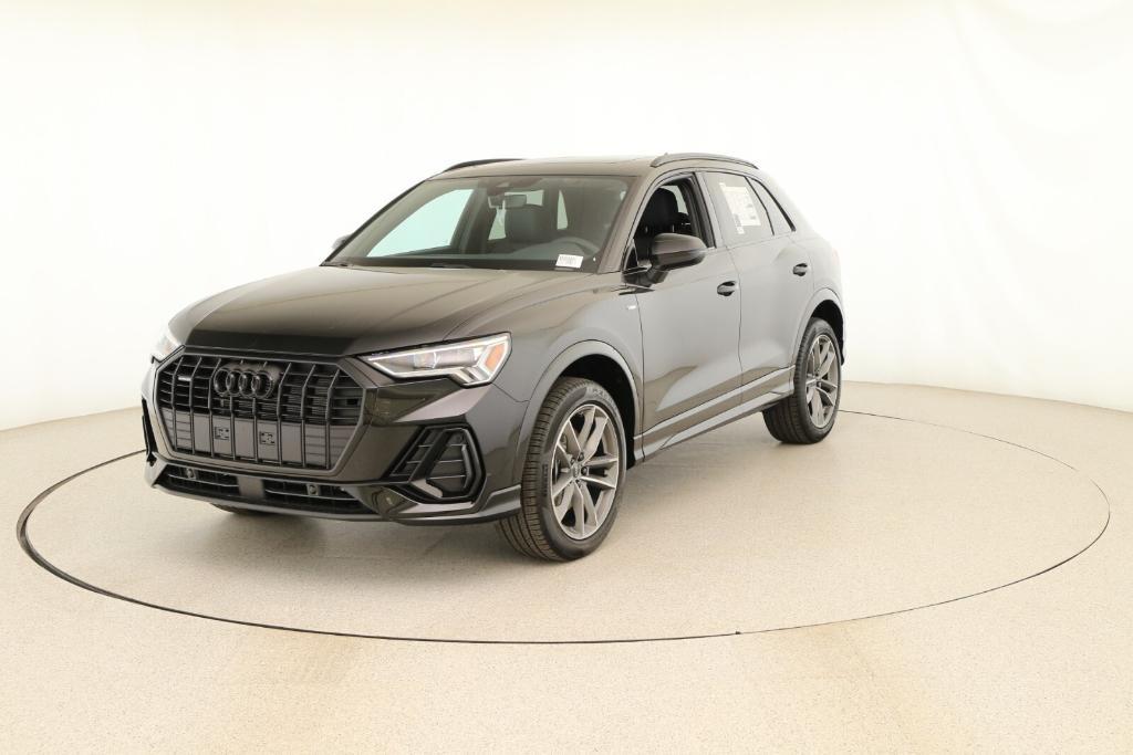 new 2025 Audi Q3 car, priced at $45,785