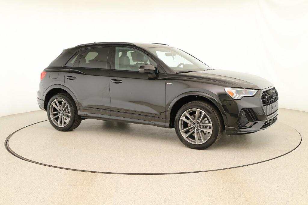 new 2025 Audi Q3 car, priced at $45,785