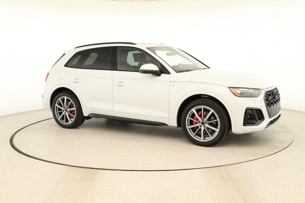 new 2024 Audi Q5 e car, priced at $75,400