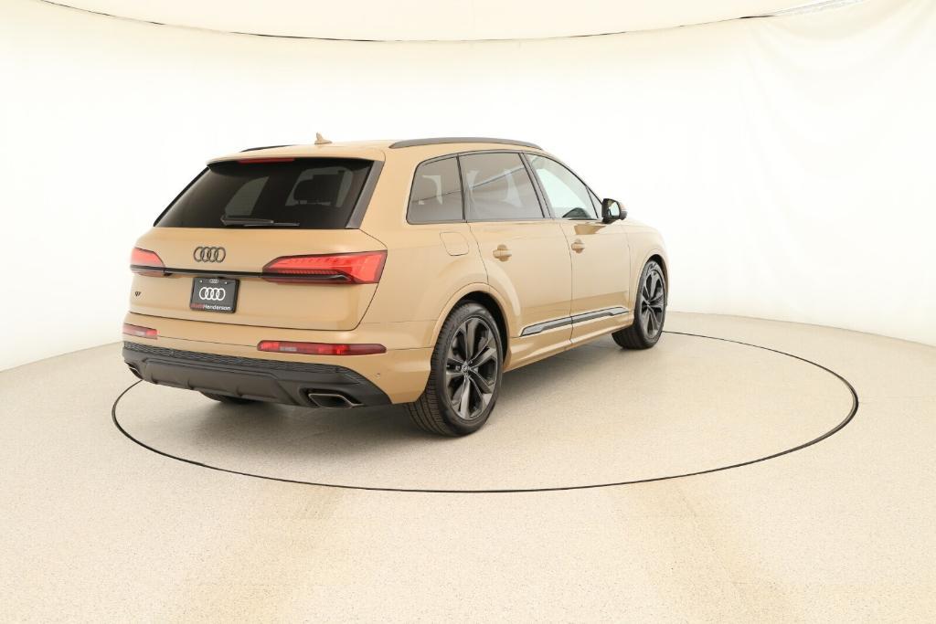 new 2025 Audi Q7 car, priced at $82,910