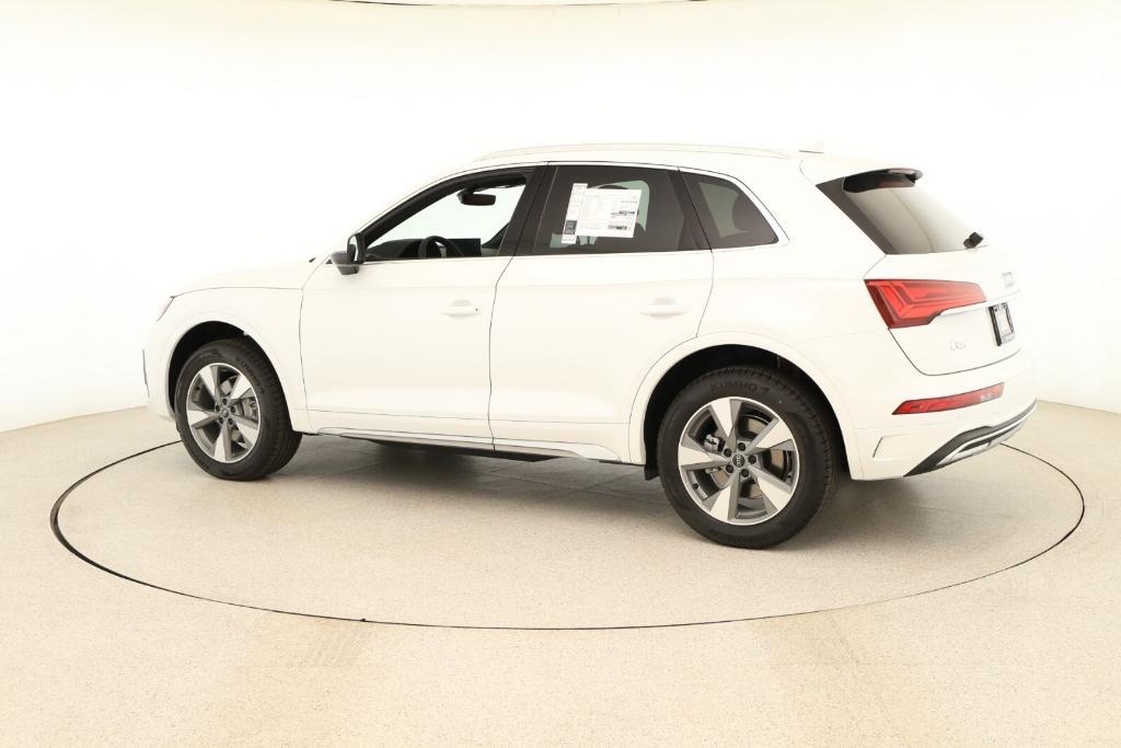 new 2024 Audi Q5 car, priced at $50,780