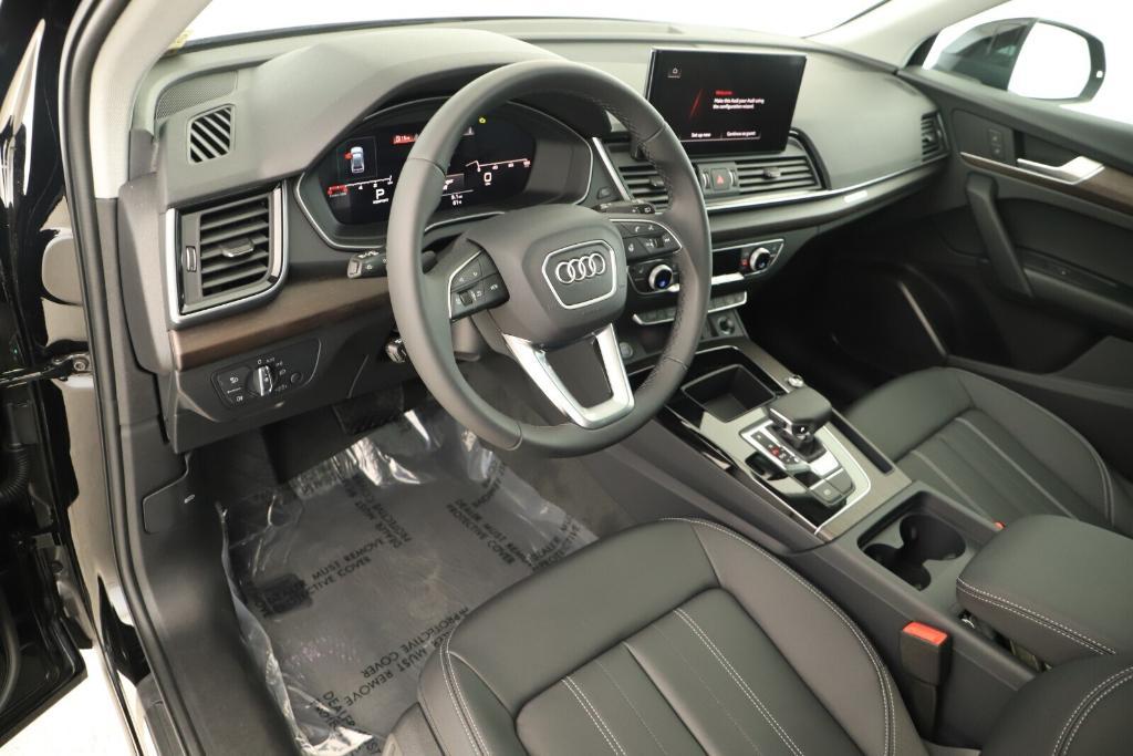 new 2025 Audi Q5 car, priced at $50,615