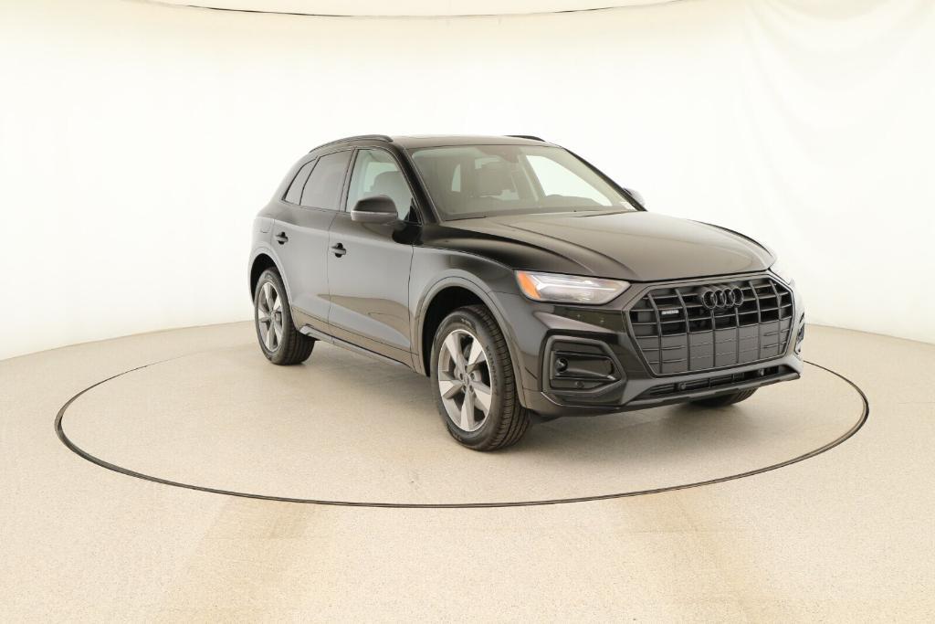 new 2025 Audi Q5 car, priced at $50,615