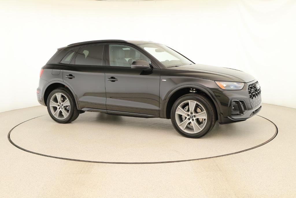 new 2025 Audi Q5 car, priced at $54,795