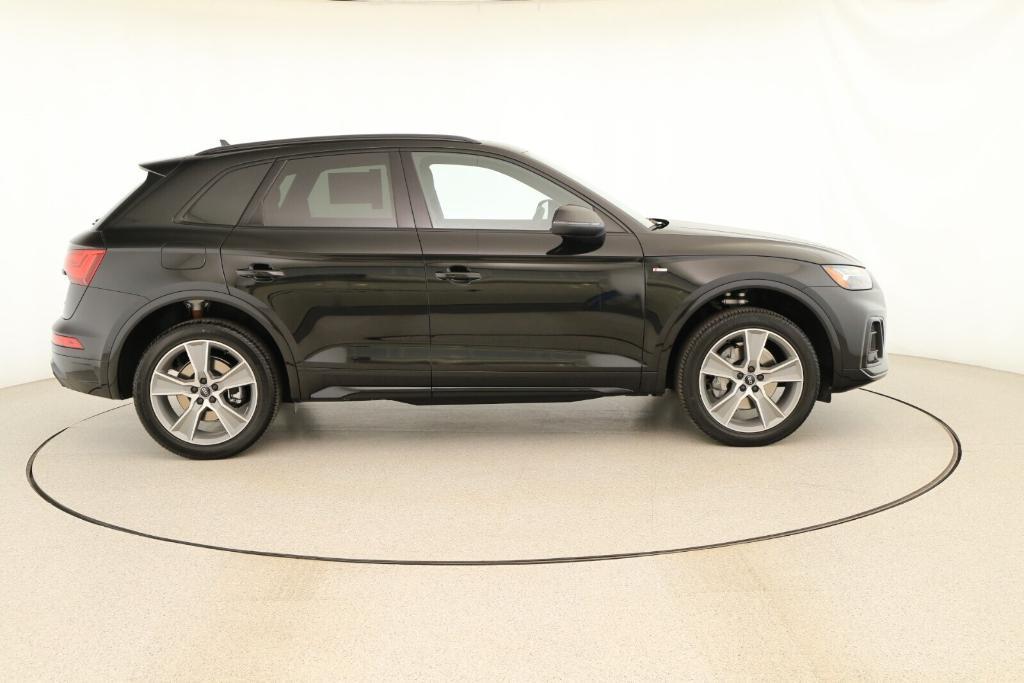 new 2025 Audi Q5 car, priced at $54,795