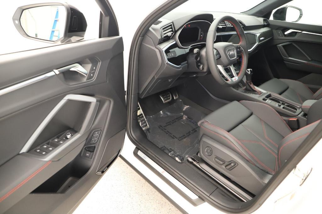 new 2025 Audi Q3 car, priced at $47,270