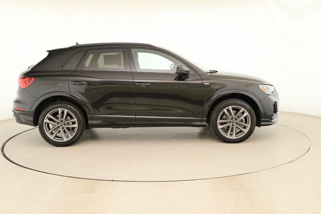 new 2025 Audi Q3 car, priced at $45,975