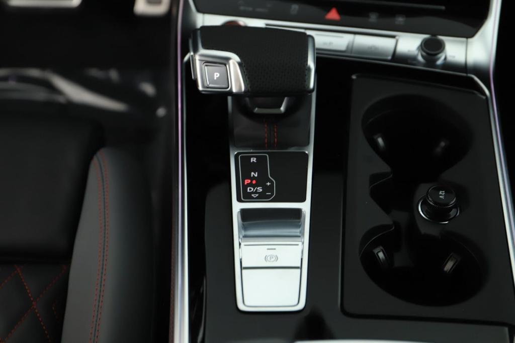 new 2025 Audi S7 car, priced at $110,090