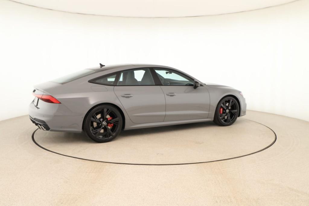 new 2025 Audi S7 car, priced at $110,090
