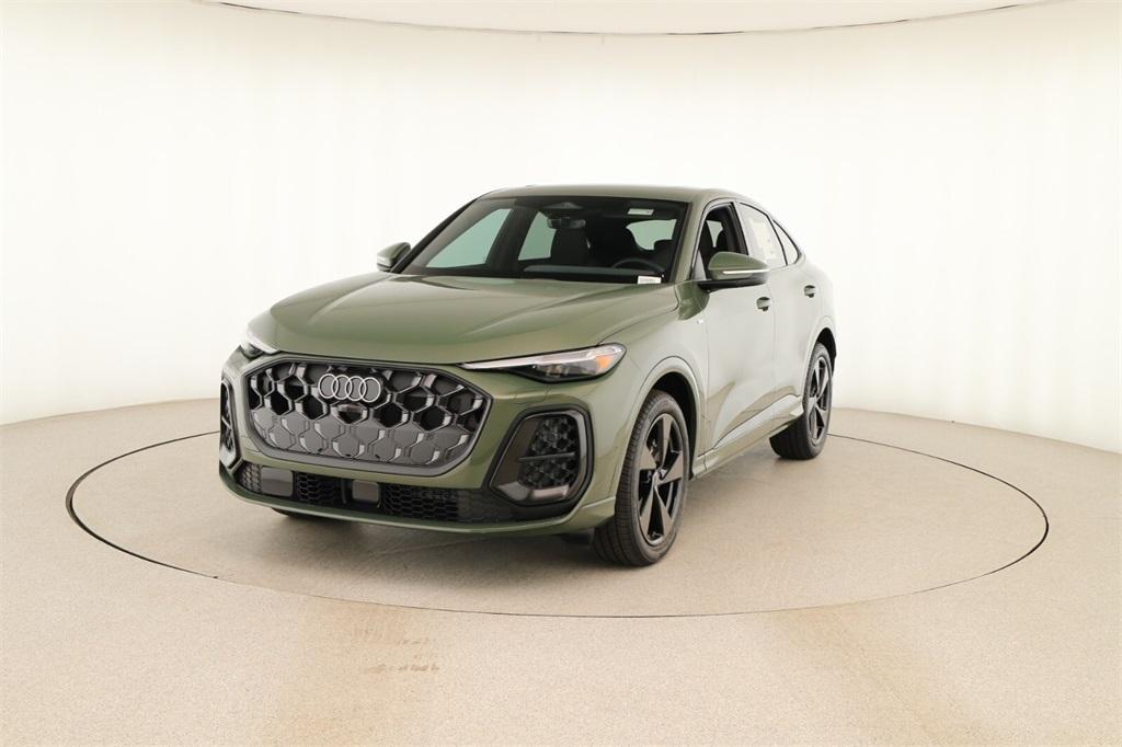 new 2025 Audi Q5 car, priced at $66,615