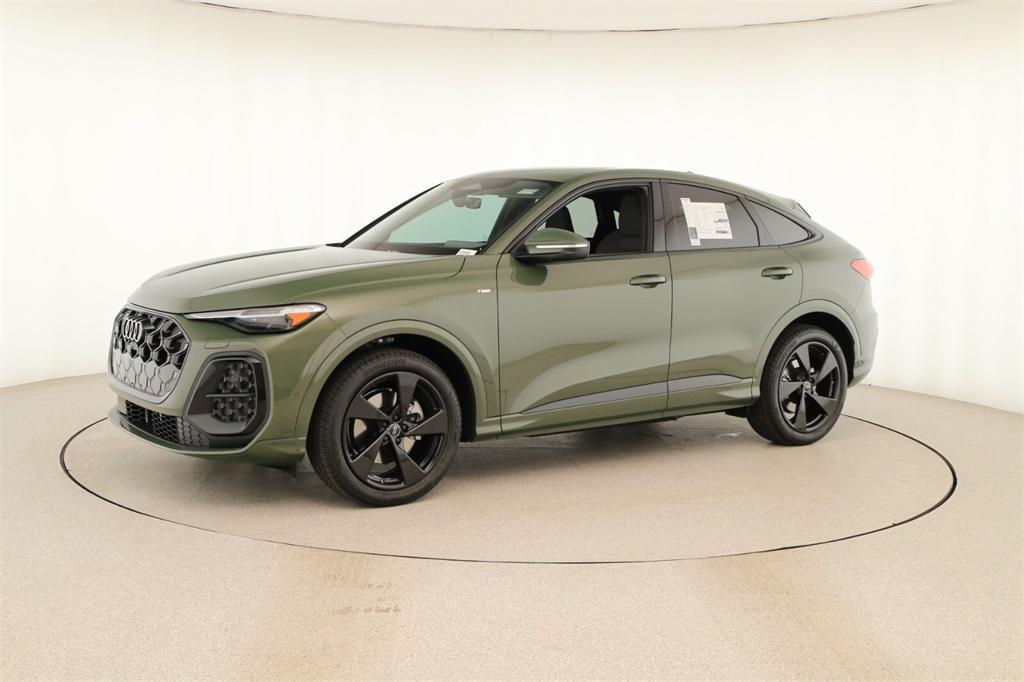 new 2025 Audi Q5 car, priced at $66,615