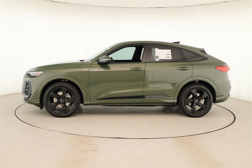 new 2025 Audi Q5 car, priced at $66,615