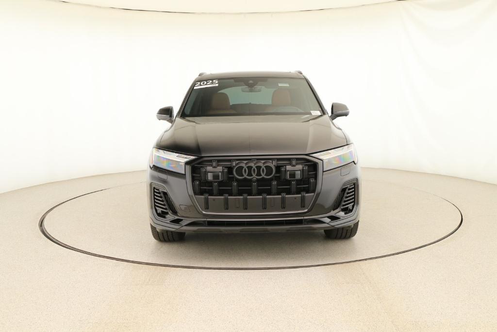 used 2025 Audi Q7 car, priced at $75,988