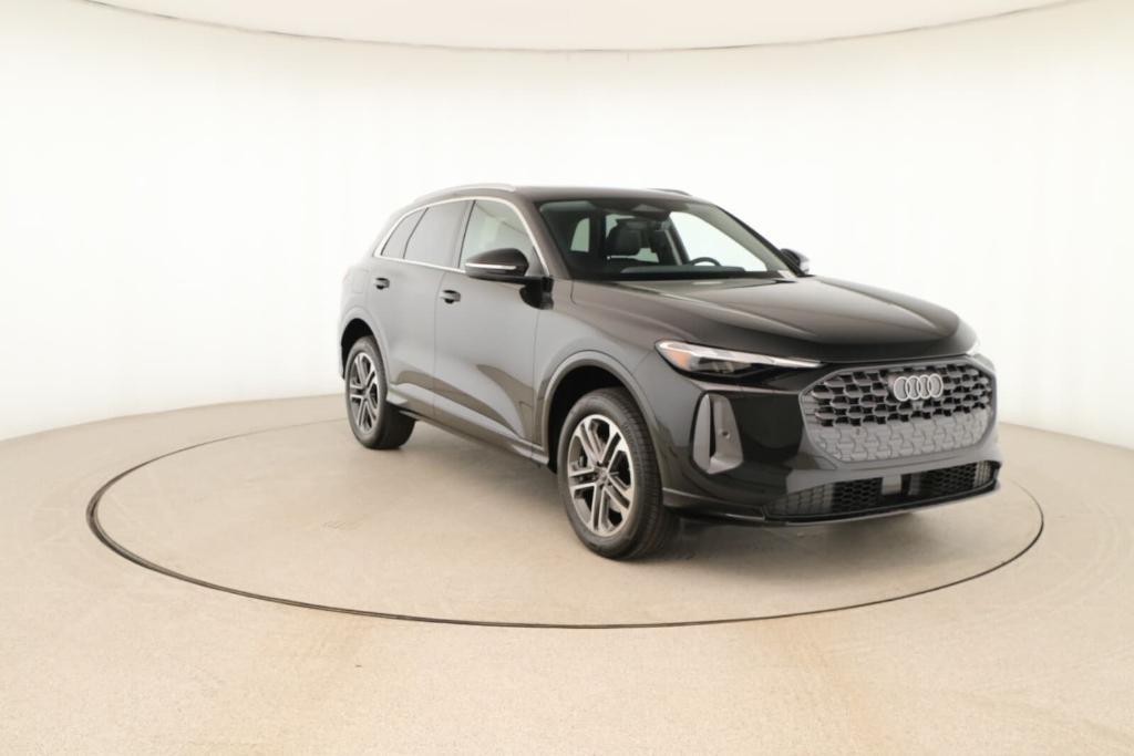 new 2025 Audi Q5 car, priced at $57,950