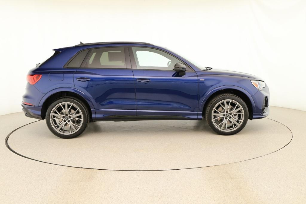 new 2025 Audi Q3 car, priced at $47,675