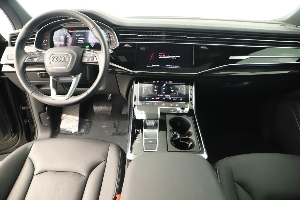 used 2025 Audi Q7 car, priced at $50,988