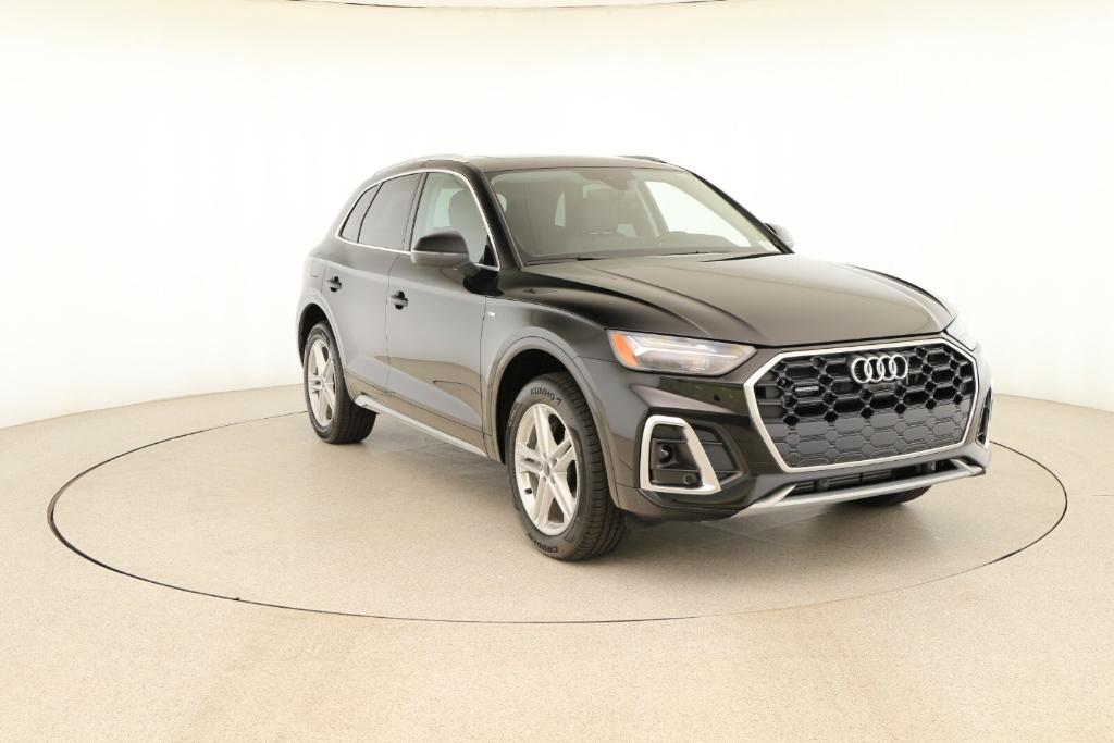 new 2024 Audi Q5 e car, priced at $66,275