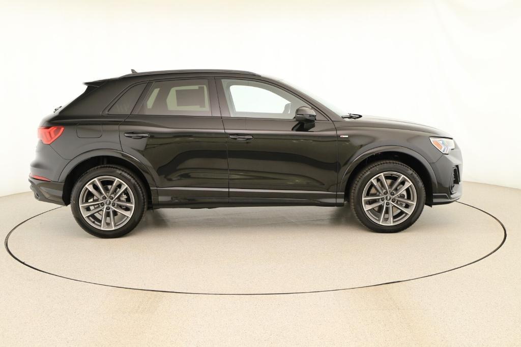 new 2025 Audi Q3 car, priced at $45,975