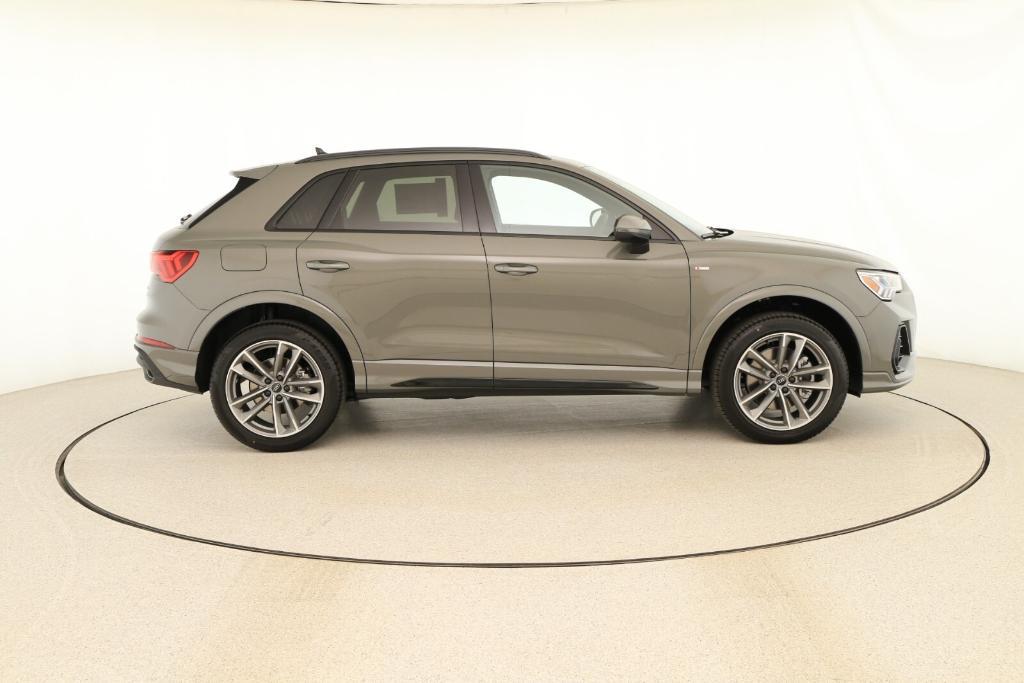 new 2025 Audi Q3 car, priced at $45,785