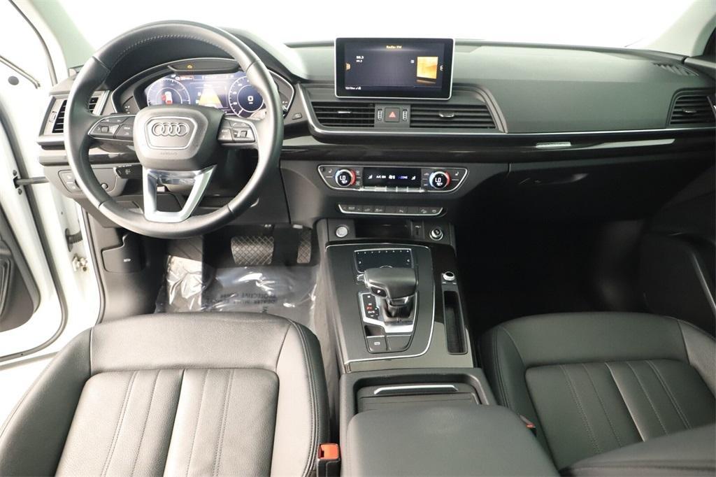 used 2020 Audi Q5 e car, priced at $25,288