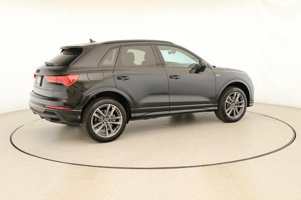 new 2025 Audi Q3 car, priced at $45,975