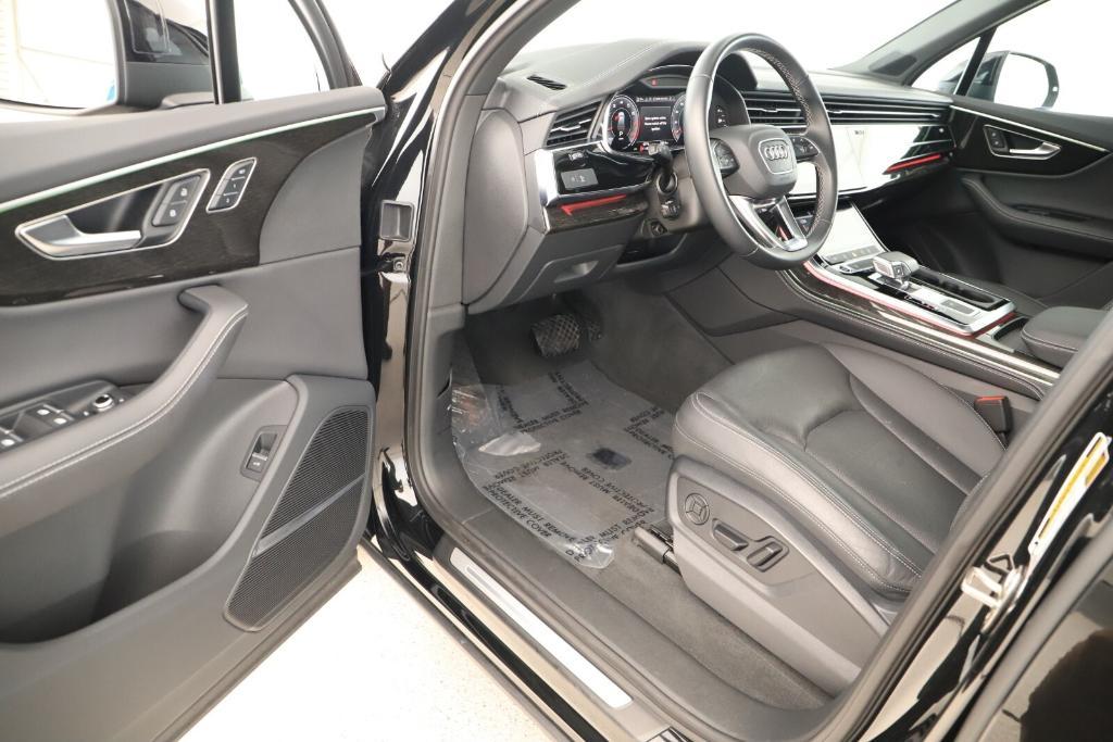 used 2025 Audi Q7 car, priced at $59,988