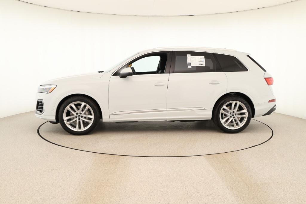 new 2025 Audi Q7 car, priced at $76,900
