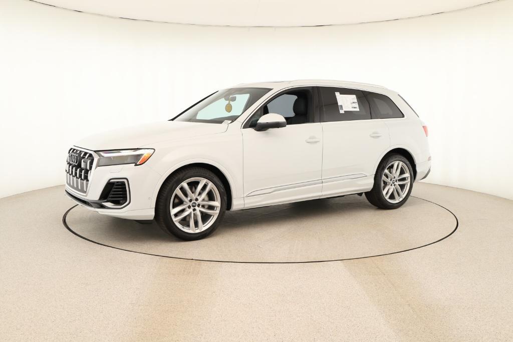 new 2025 Audi Q7 car, priced at $76,900
