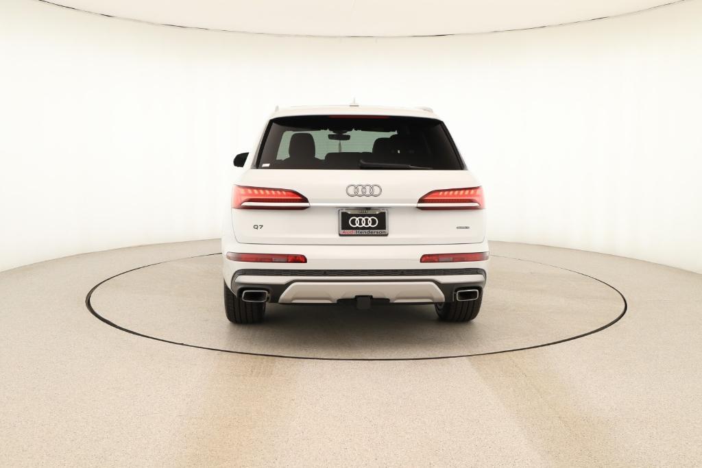new 2025 Audi Q7 car, priced at $76,900