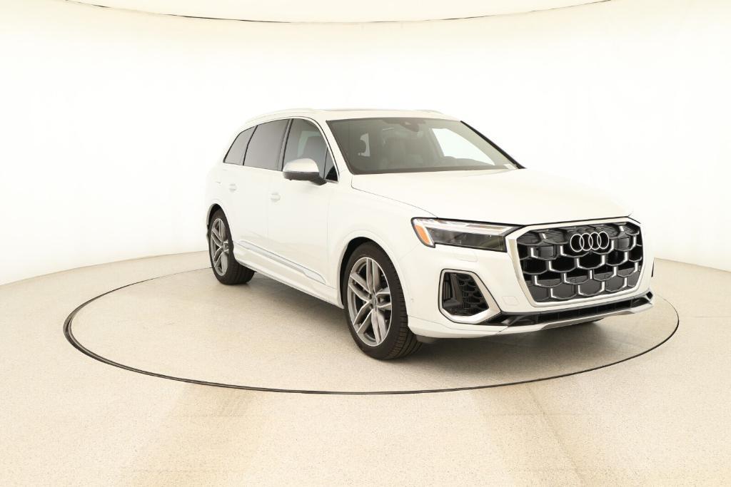 new 2025 Audi SQ7 car, priced at $97,695