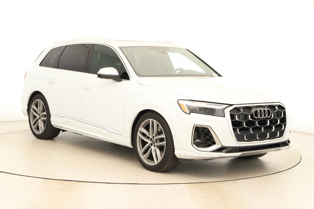 new 2025 Audi SQ7 car, priced at $97,695