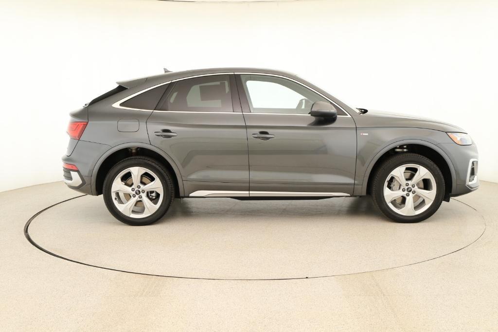 new 2024 Audi Q5 car, priced at $59,500