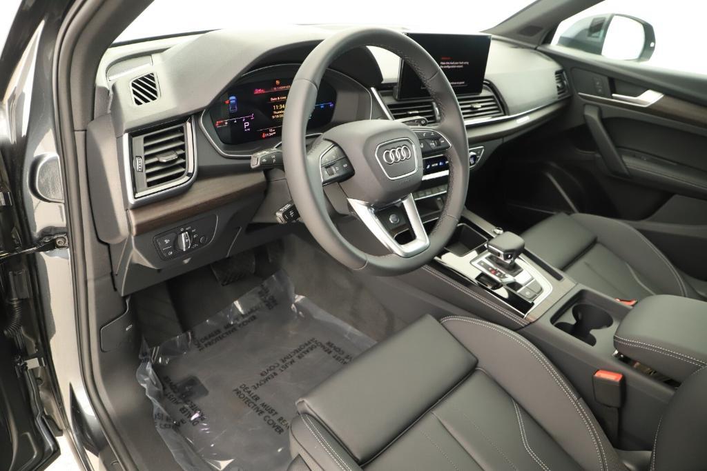 new 2024 Audi Q5 car, priced at $59,500