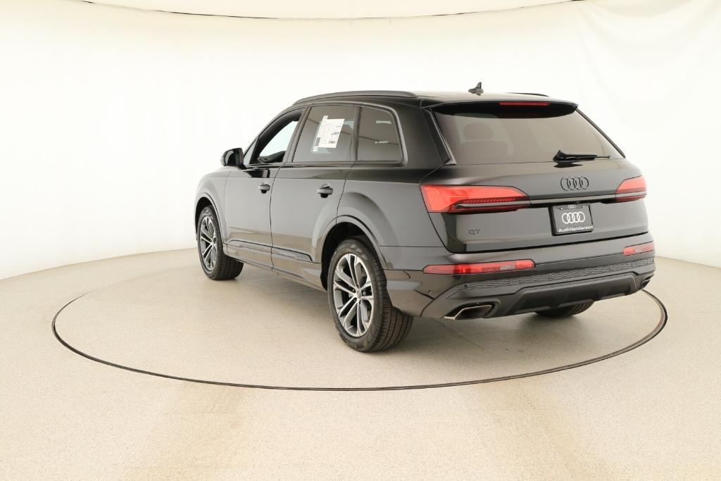 new 2025 Audi Q7 car, priced at $68,370