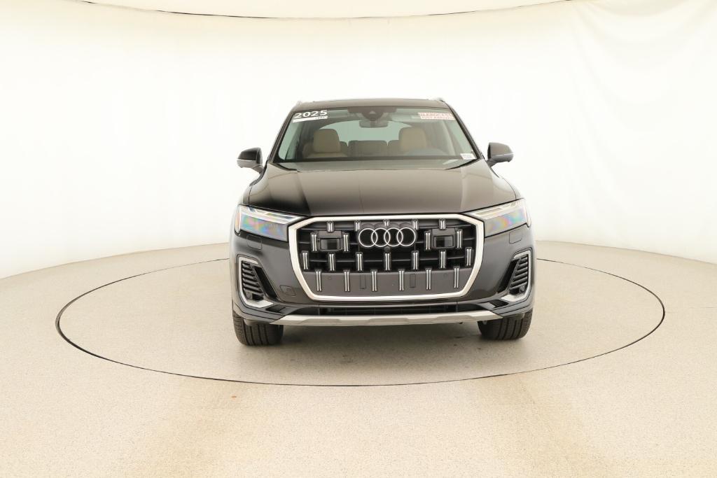 used 2025 Audi Q7 car, priced at $59,788