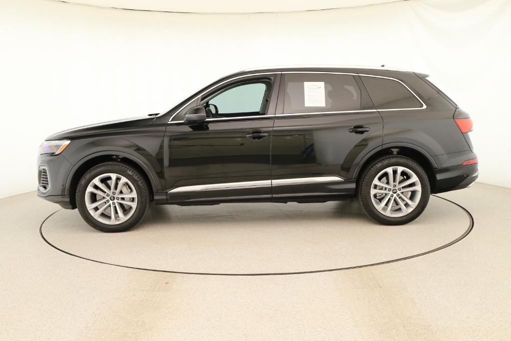 used 2025 Audi Q7 car, priced at $59,788