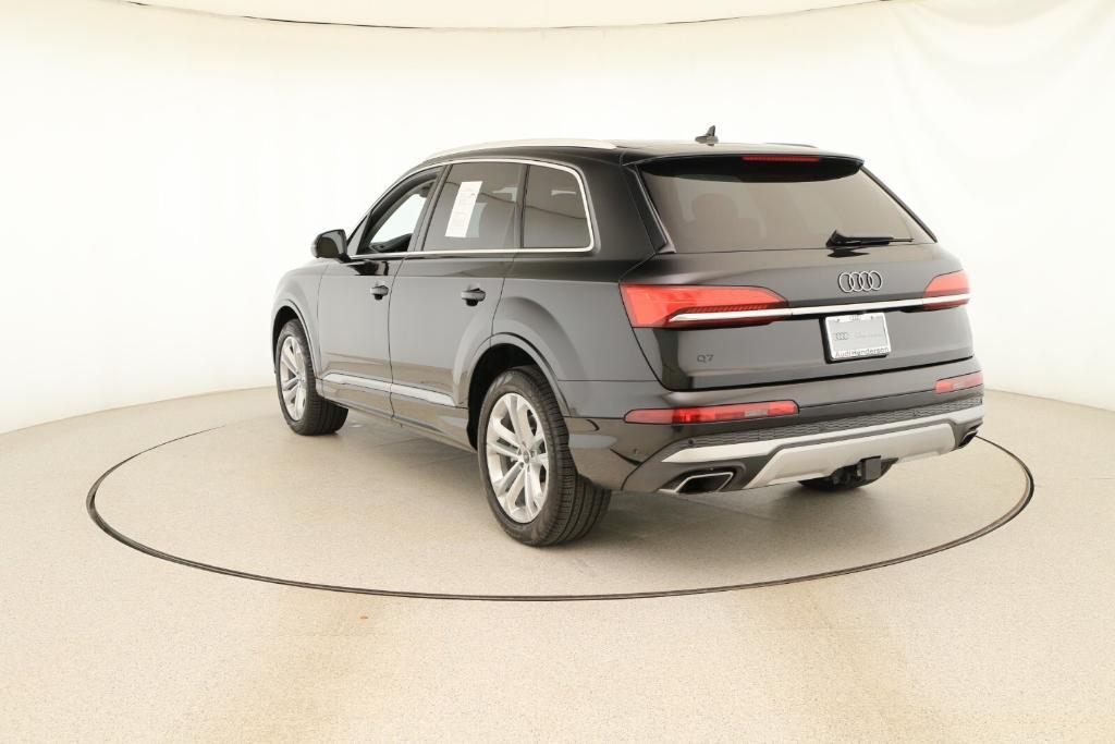 used 2025 Audi Q7 car, priced at $59,788