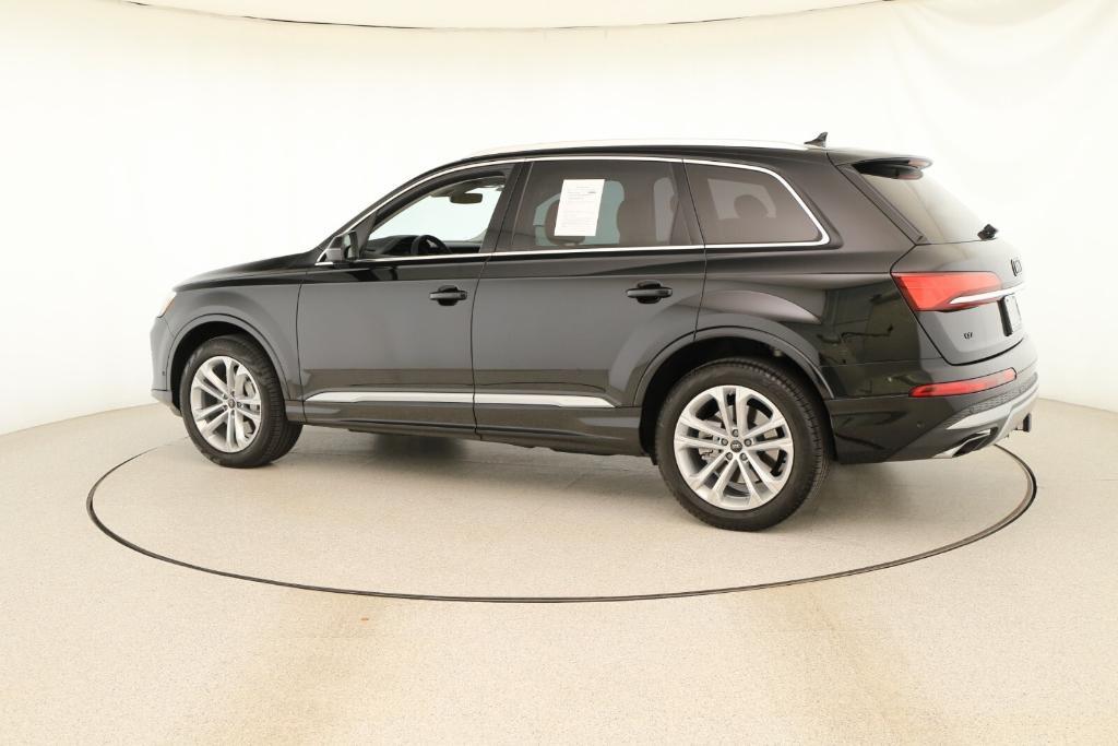 used 2025 Audi Q7 car, priced at $59,788