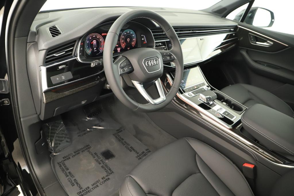 new 2025 Audi Q7 car, priced at $76,360