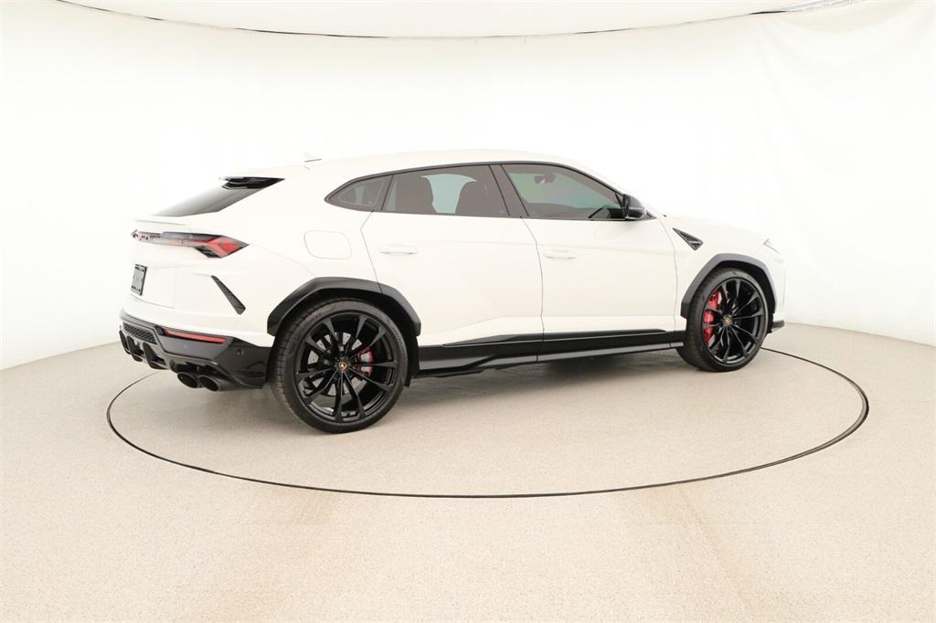 used 2022 Lamborghini Urus car, priced at $222,750