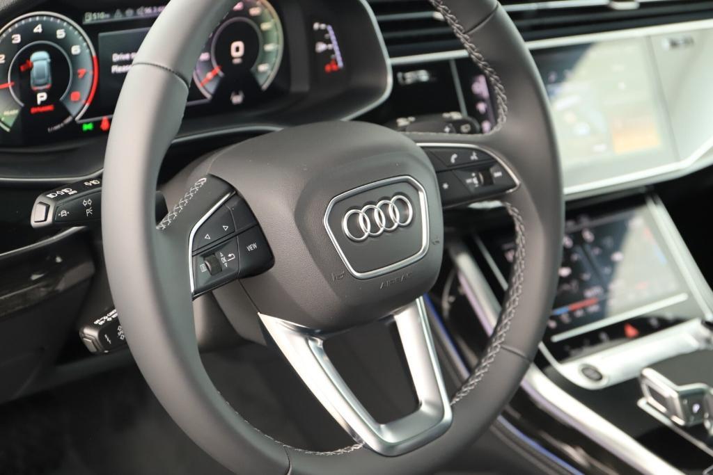 new 2025 Audi Q8 car, priced at $86,625
