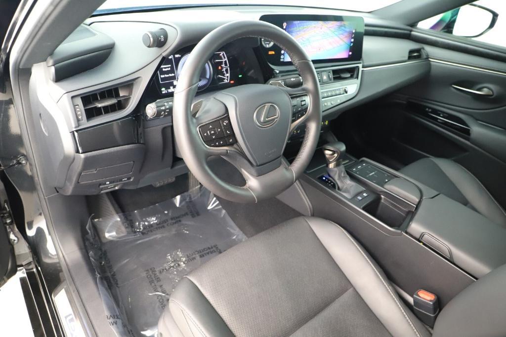 used 2022 Lexus ES 300h car, priced at $34,988