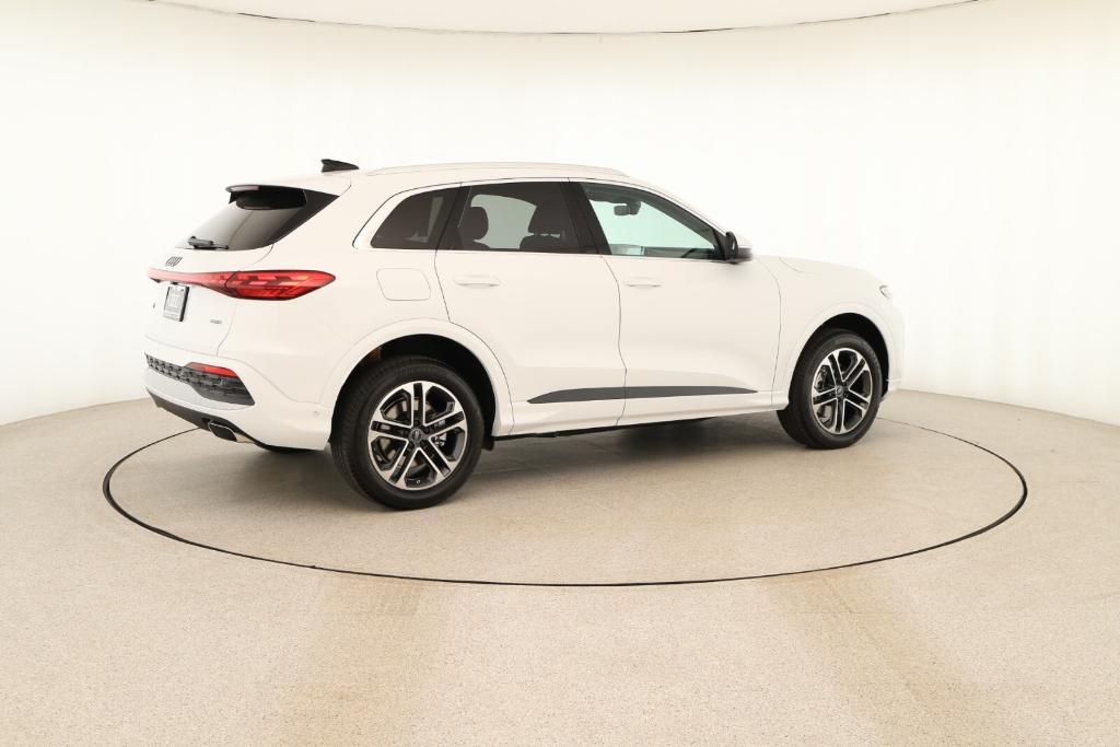 new 2025 Audi Q5 car, priced at $54,780