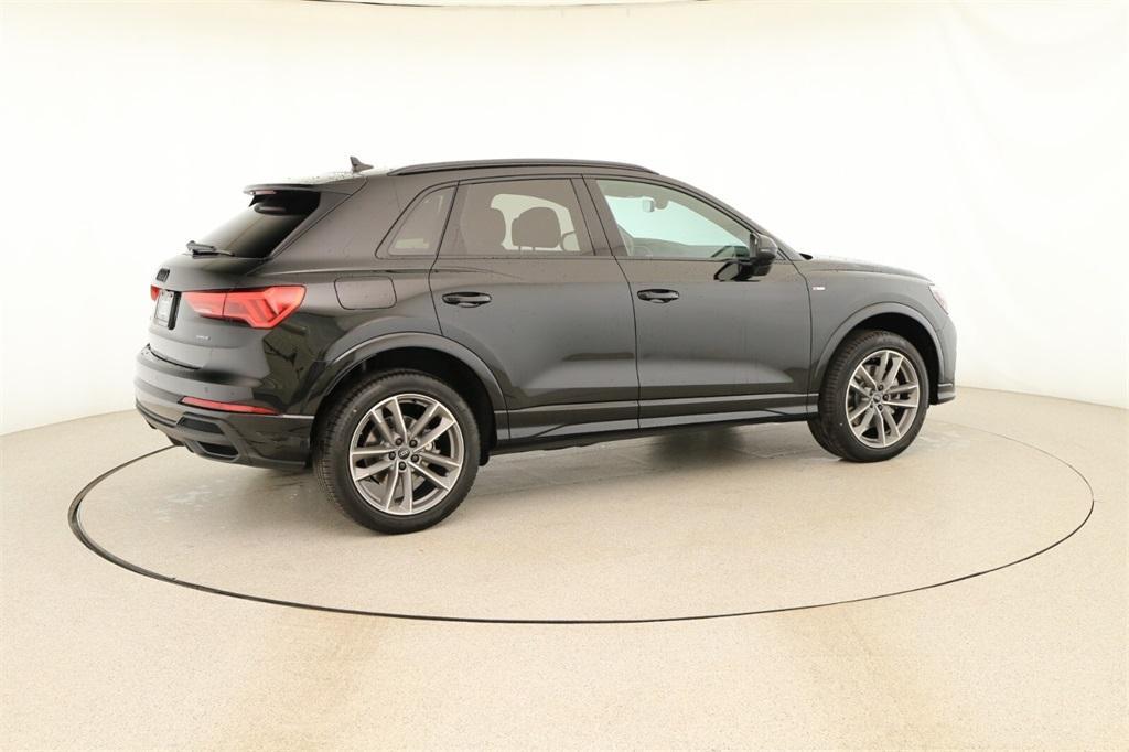 new 2025 Audi Q3 car, priced at $45,785