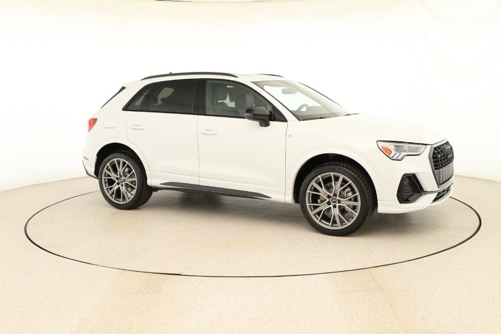 new 2025 Audi Q3 car, priced at $47,675