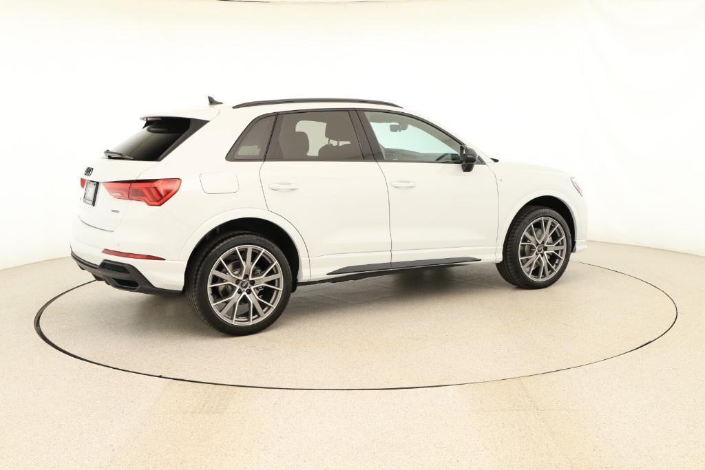 new 2025 Audi Q3 car, priced at $47,675